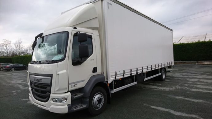 Location de camion porteur 50m³ à Bourgoin-Jallieu – Transport pro toutes distances Location de camion porteur 50m³ à Bourgoin-Jallieu – Transport pro toutes distances